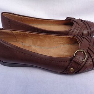 YUU BROWN GANDER 7 M LOAFER WALKING SHOES
